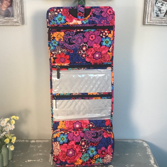 Vera Bradley hanging organizer - Picture 3 of 6